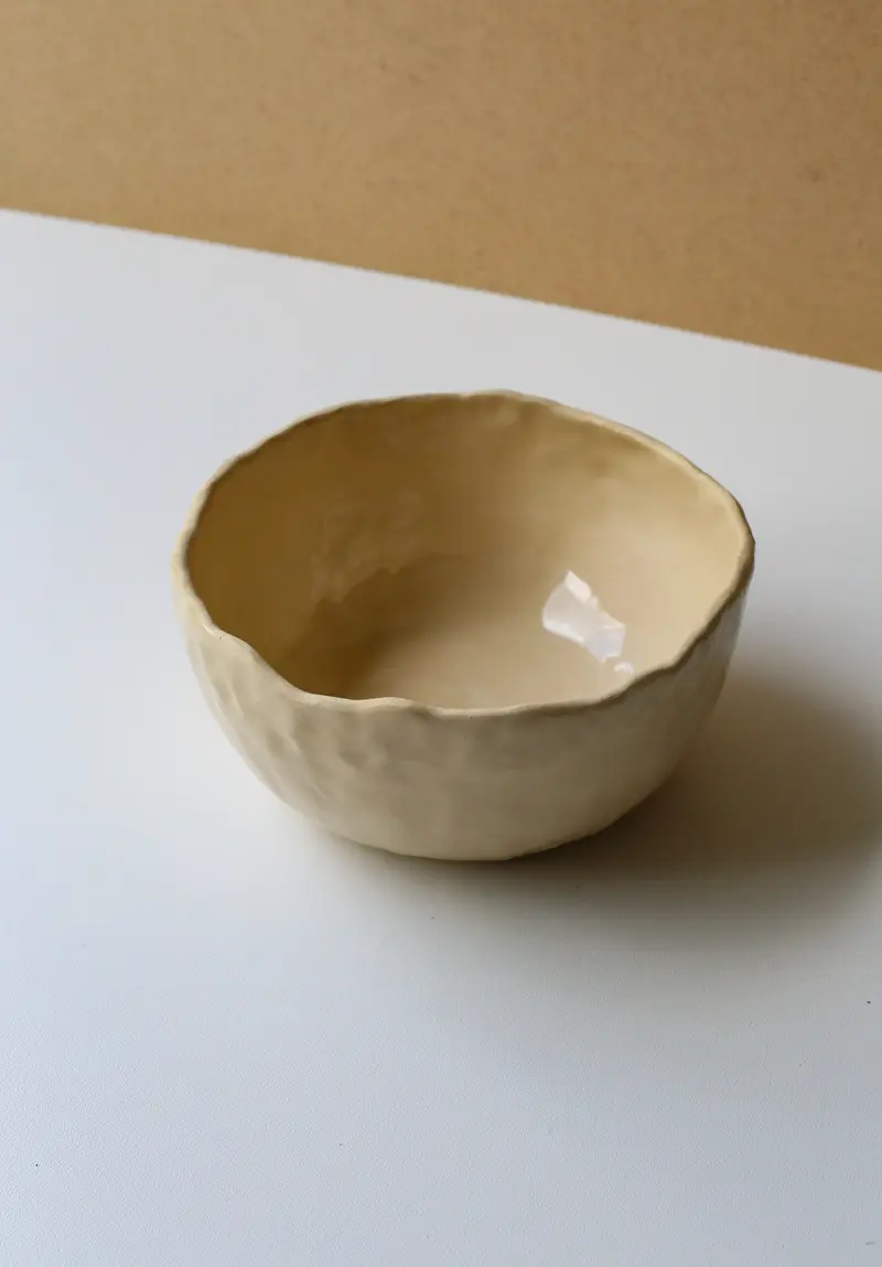 Bol din ceramică manuală KUTT Tenera