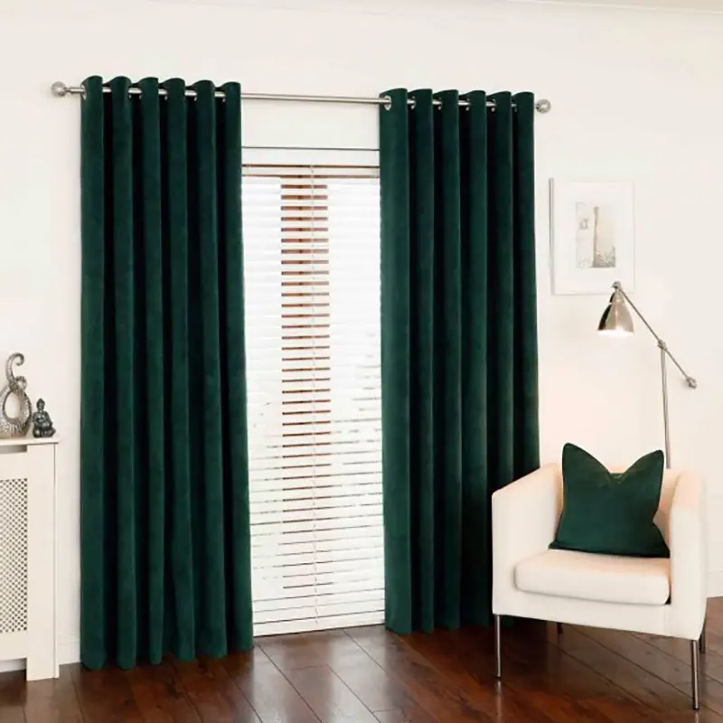 Draperie Yumos 19, simplă, uni, catifea, verde smarald